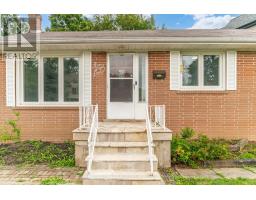 163 NEWTON DRIVE, Toronto, Ontario