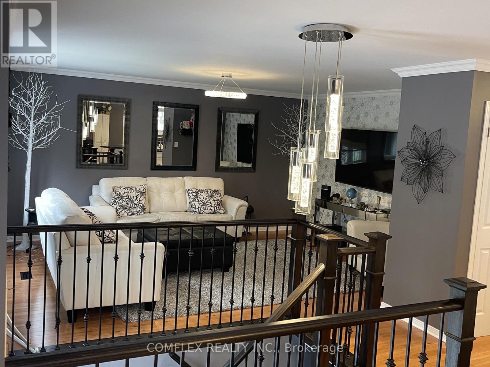 875 Exeter Street, Oshawa, Ontario L1G 6R9 - Photo 15 - E13624842