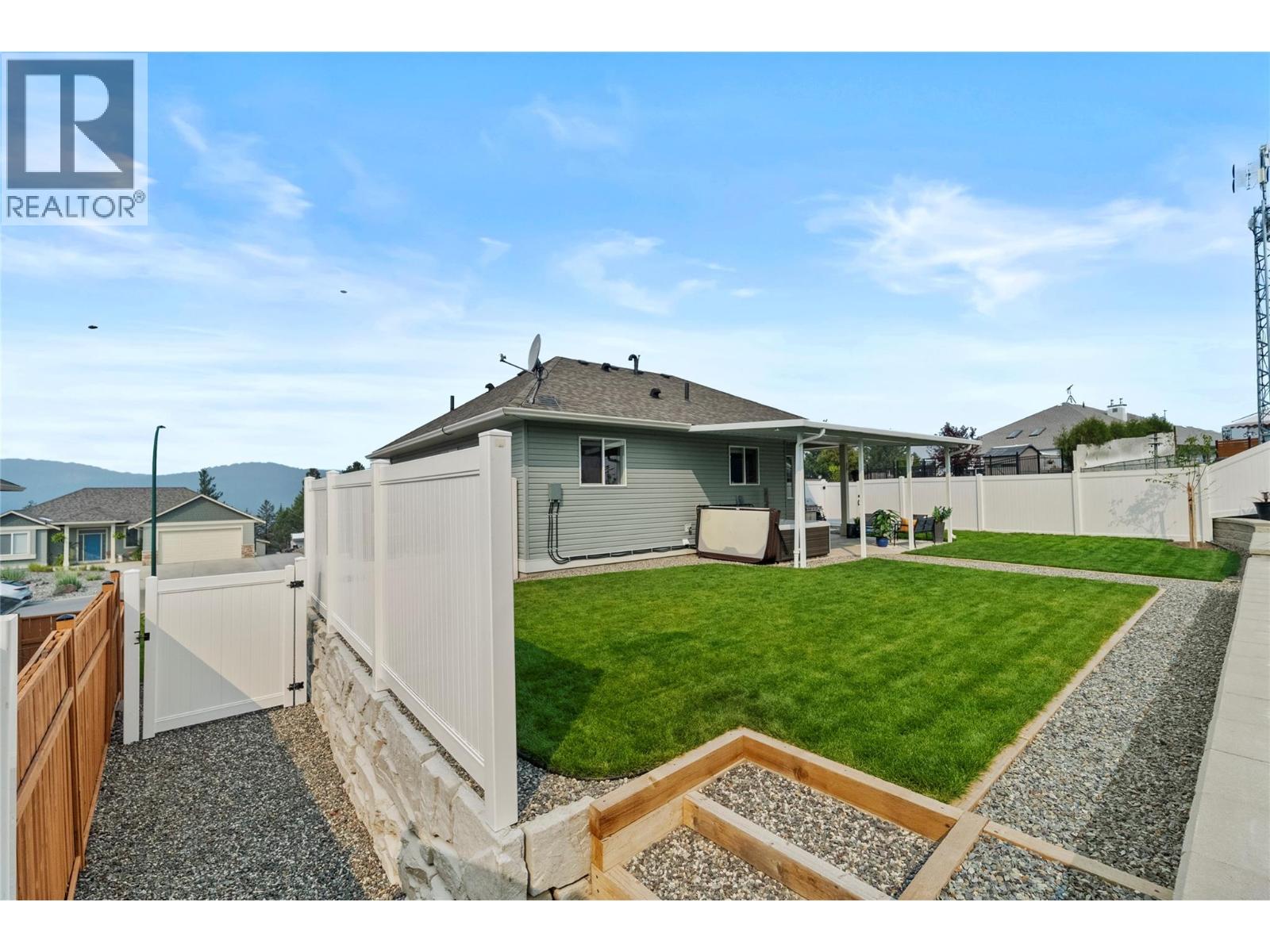 389 Daladon Drive, Logan Lake, British Columbia  V0K 1W0 - Photo 37 - 10397204