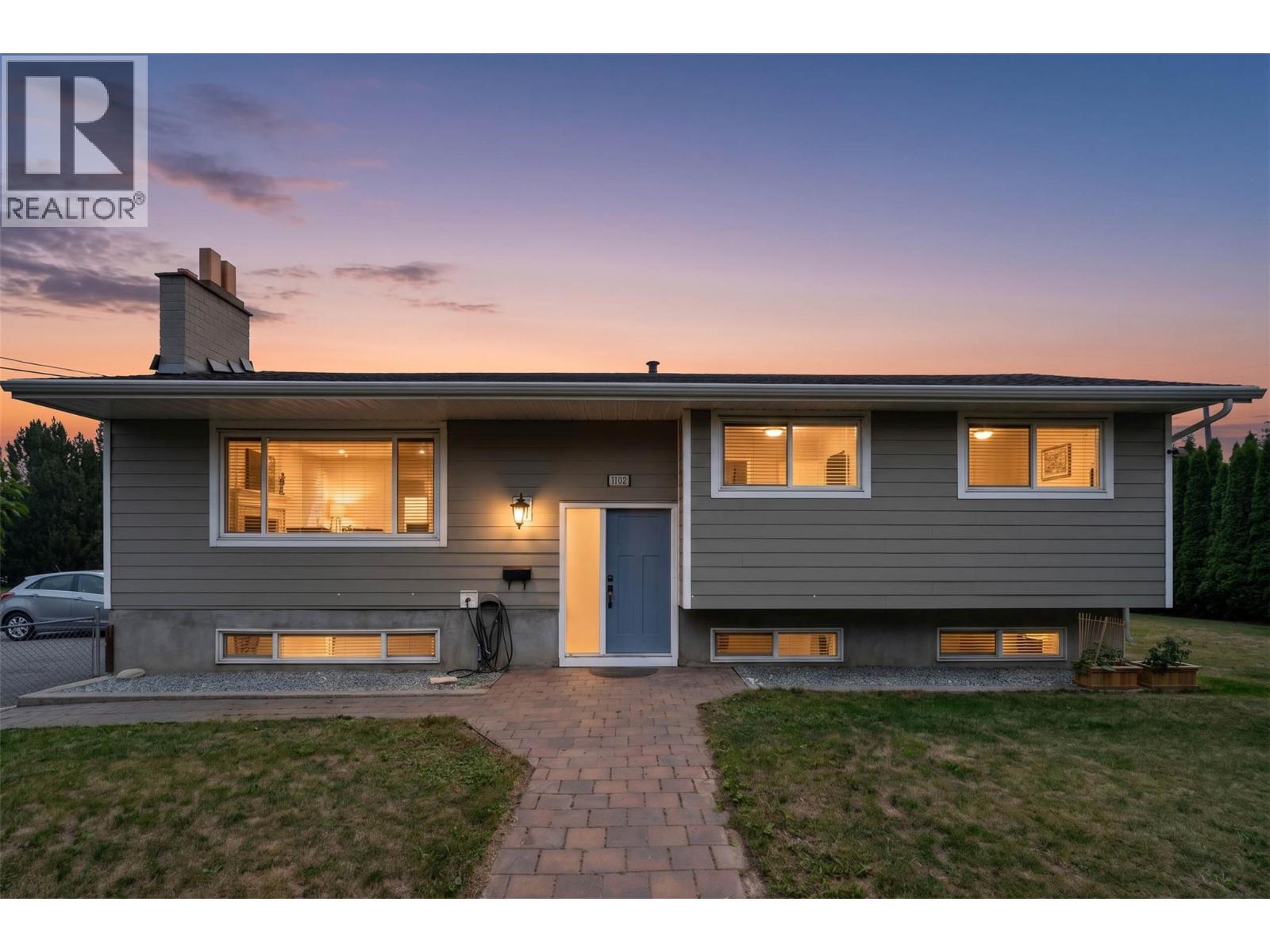 1102 KEMANO Street, Kamloops, British Columbia