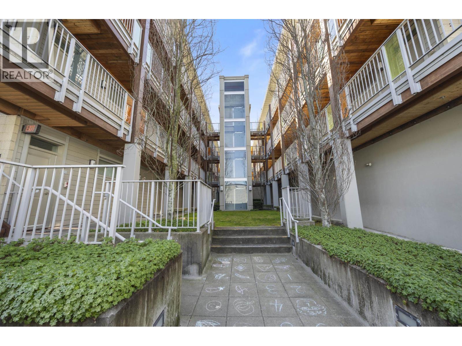 311 5388 Grimmer Street, Burnaby, British Columbia  V5H 0B9 - Photo 6 - R3110283