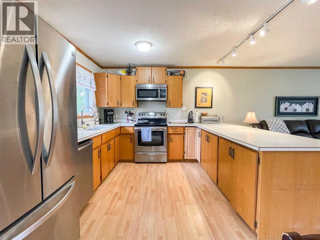 104 Hill Drive, Fort Mcmurray, Alberta  T9H 2B5 - Photo 9 - A2317246