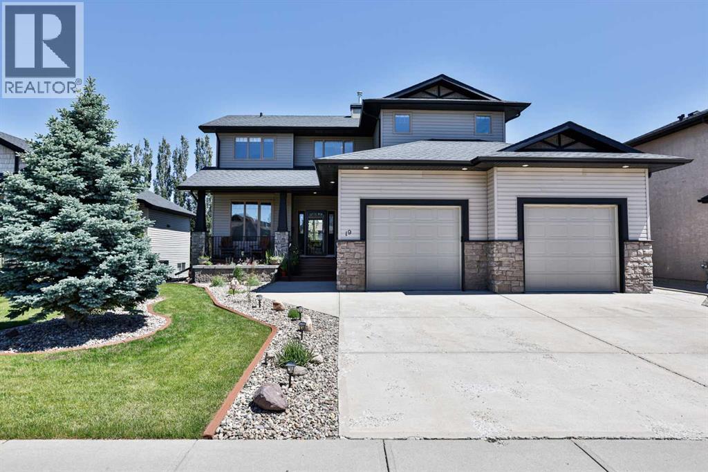 19 Canyoncrest Court W, Lethbridge, Alberta  T1K 7Y3 - Photo 1 - A2334982