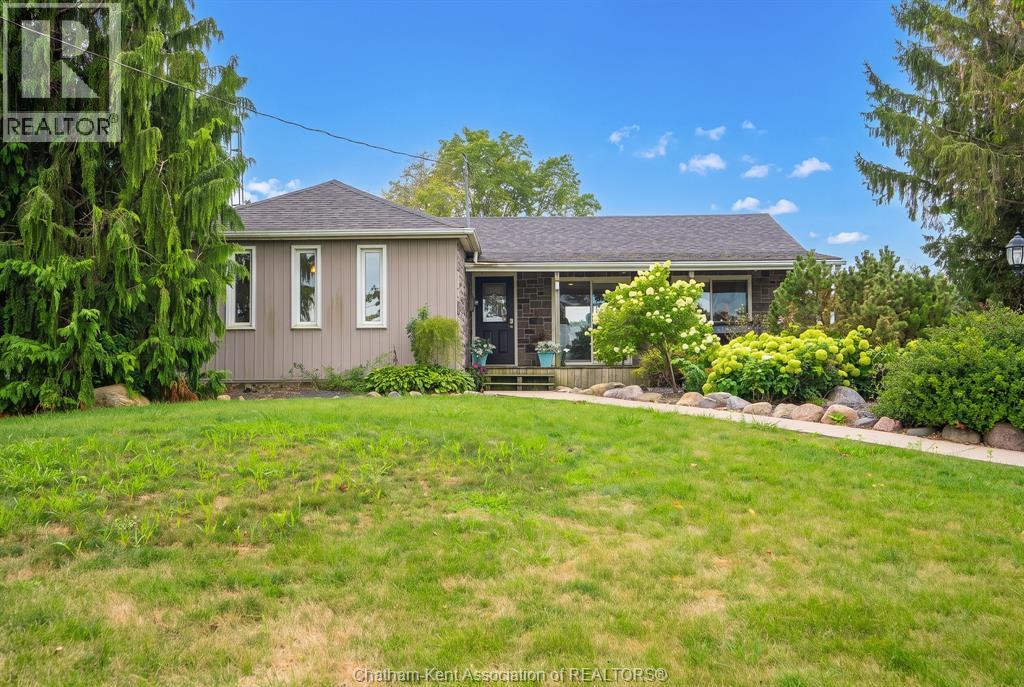 23596 Centre Sideroad, Chatham Township, Ontario  N7M 5J7 - Photo 2 - 26019246