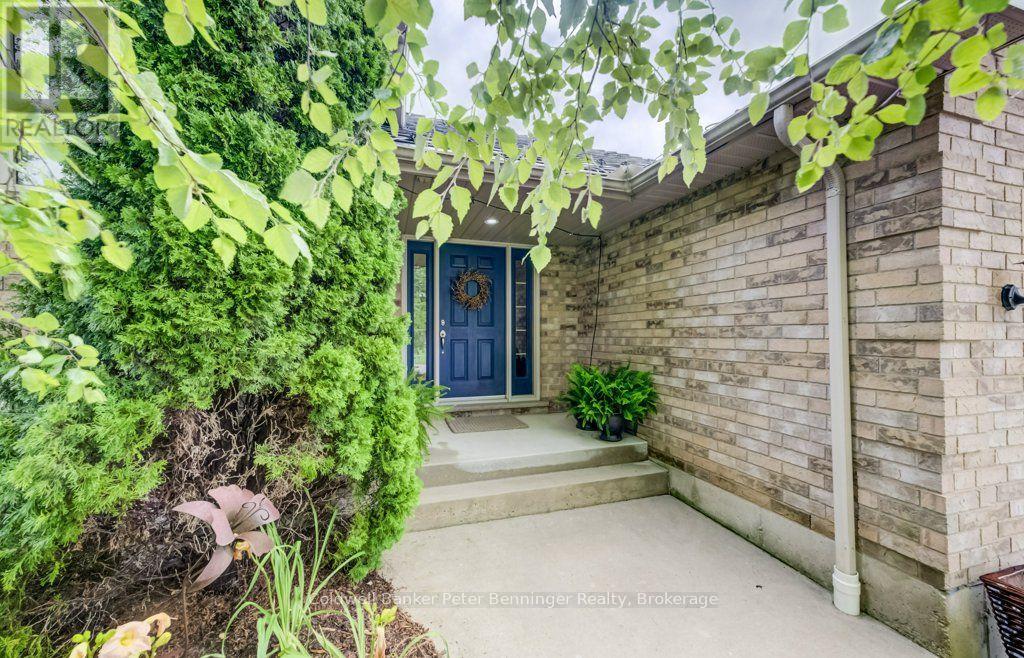 391 Westwood Drive, Brockton, Ontario  N0G 2V0 - Photo 3 - X13652274