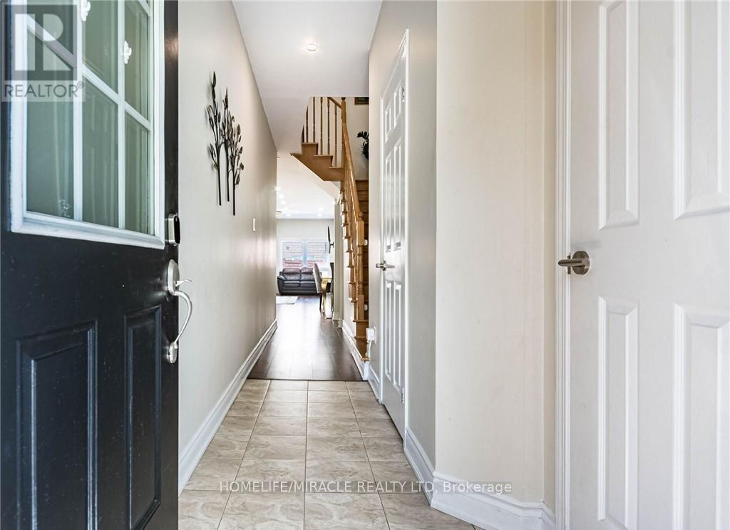 119 - 110 Highland Road, Kitchener, Ontario  N2M 3S1 - Photo 3 - X13647126