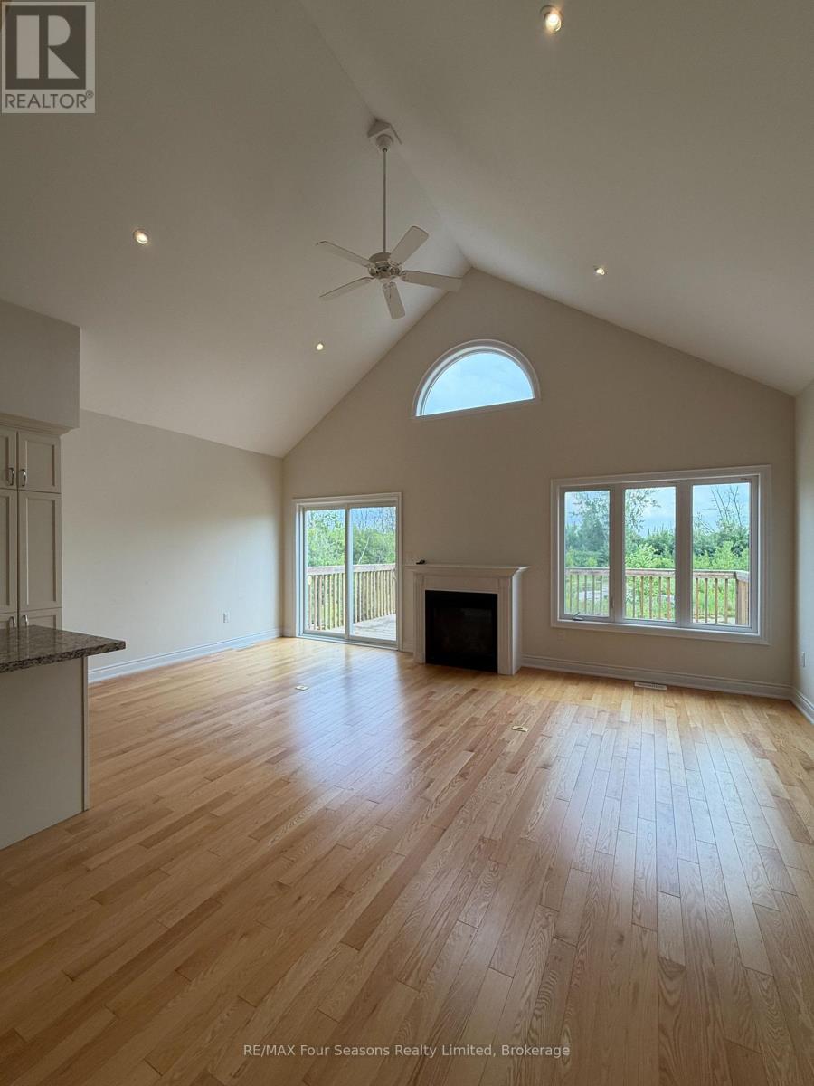 100 Kari Crescent, Collingwood, Ontario  L9Y 5B4 - Photo 10 - S13652724