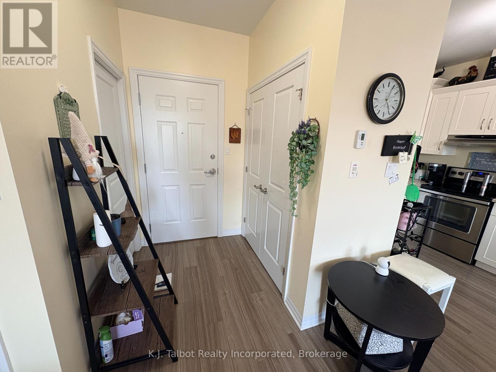 UNIT 204 - 35 ST DAVID STREET, goderich (goderich (town)), Ontario