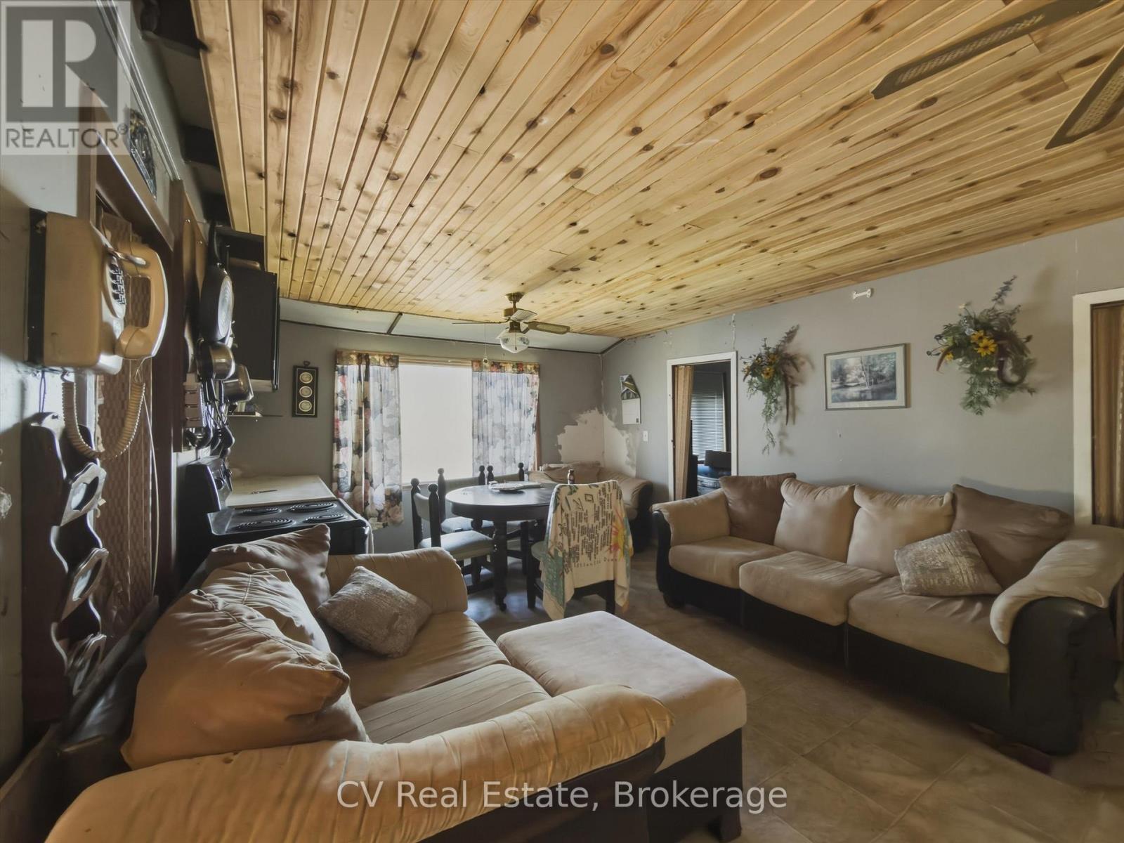 109 Black Bear Road, Magnetawan, Ontario  P0A 1P0 - Photo 18 - X13652734