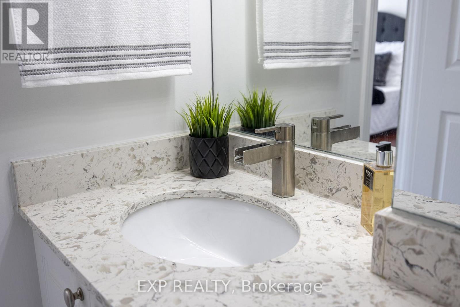 802 - 311 Richmond Street E, Toronto, Ontario  M5A 4S8 - Photo 16 - C13652642