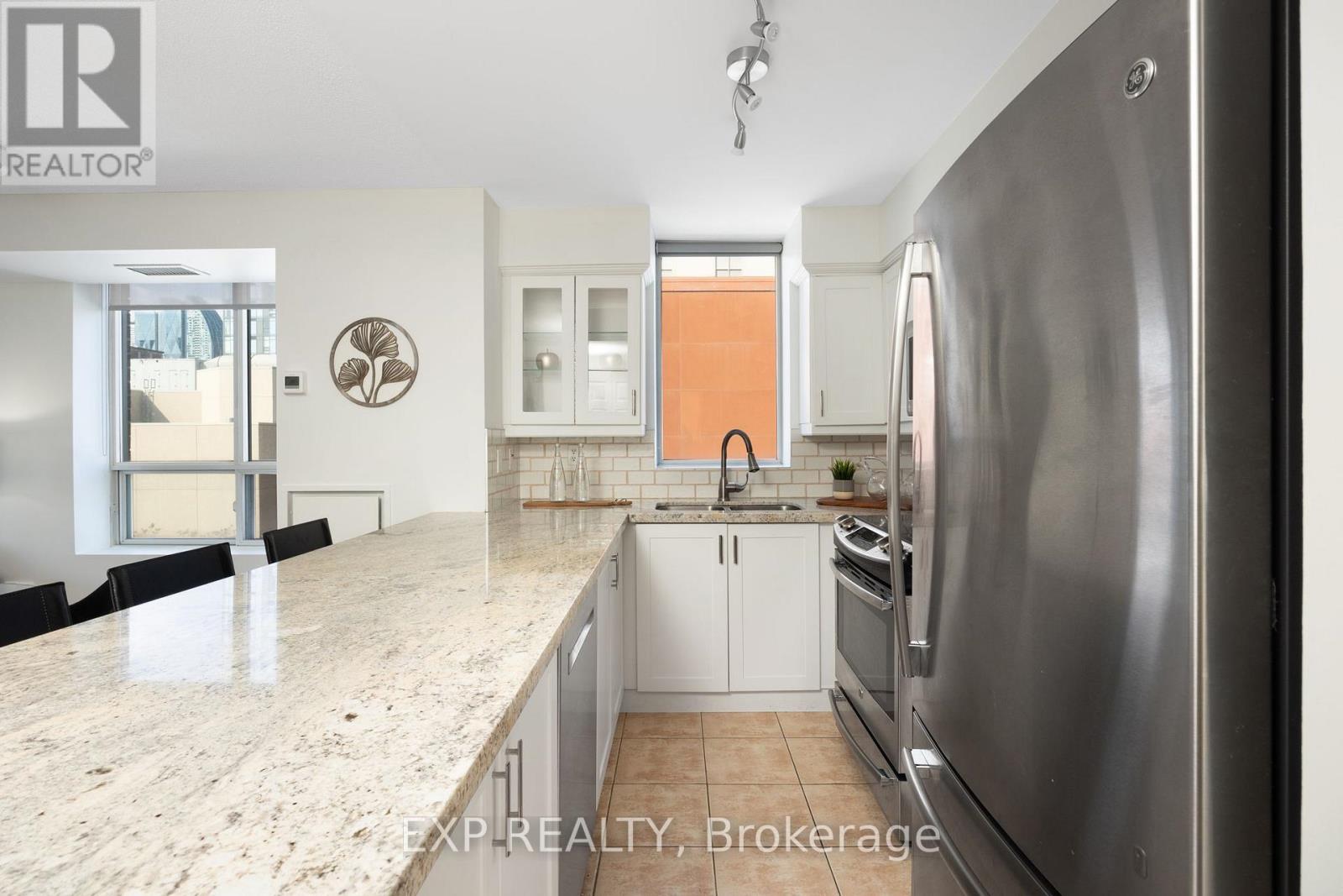 802 - 311 Richmond Street E, Toronto, Ontario  M5A 4S8 - Photo 2 - C13652642