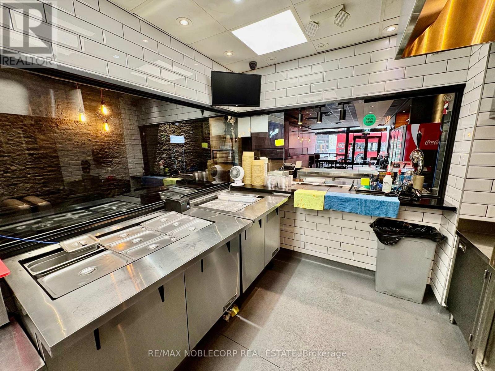 246 Queen Street W, Toronto, Ontario  M5V 1Z7 - Photo 15 - C13652704