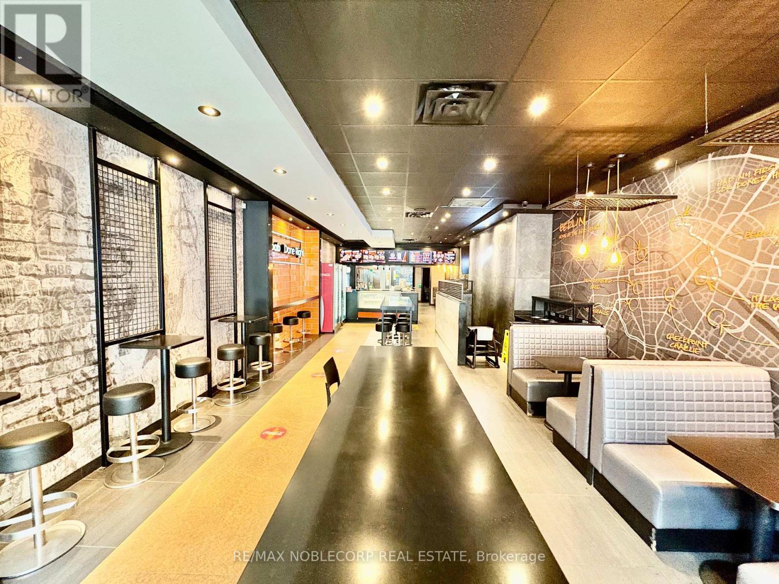 246 Queen Street W, Toronto, Ontario  M5V 1Z7 - Photo 5 - C13652704