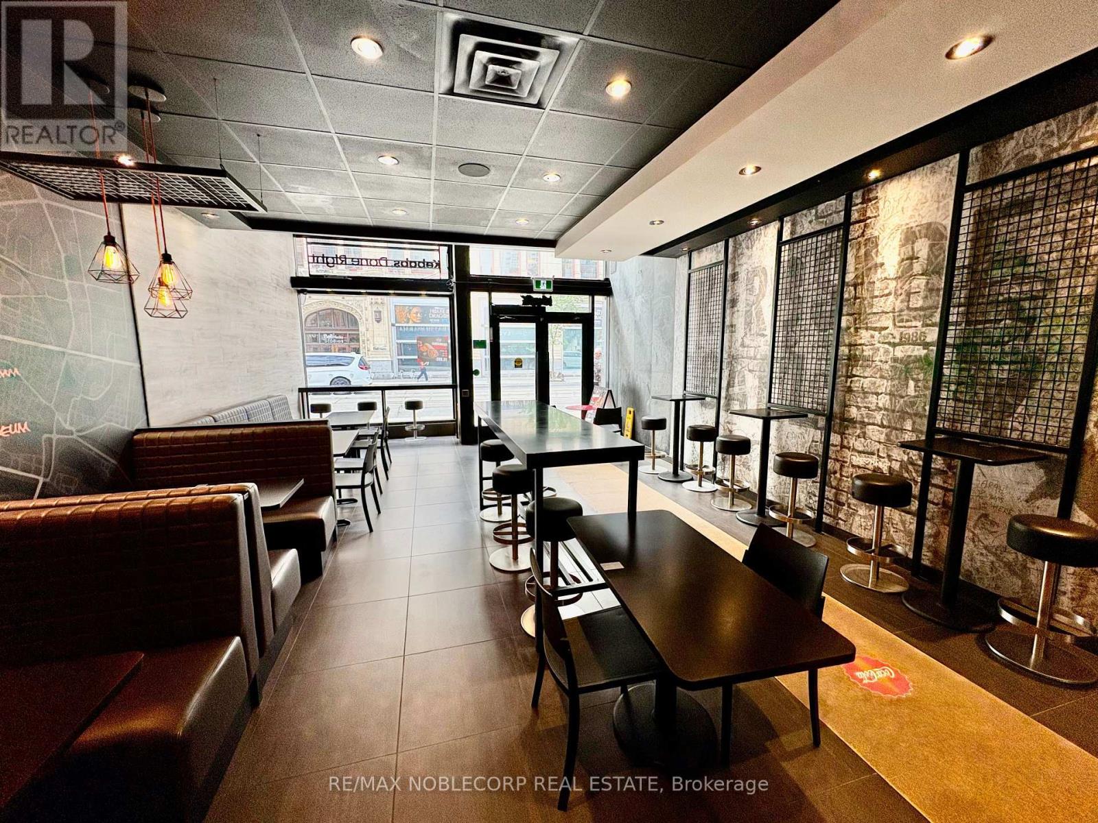 246 Queen Street W, Toronto, Ontario  M5V 1Z7 - Photo 7 - C13652704