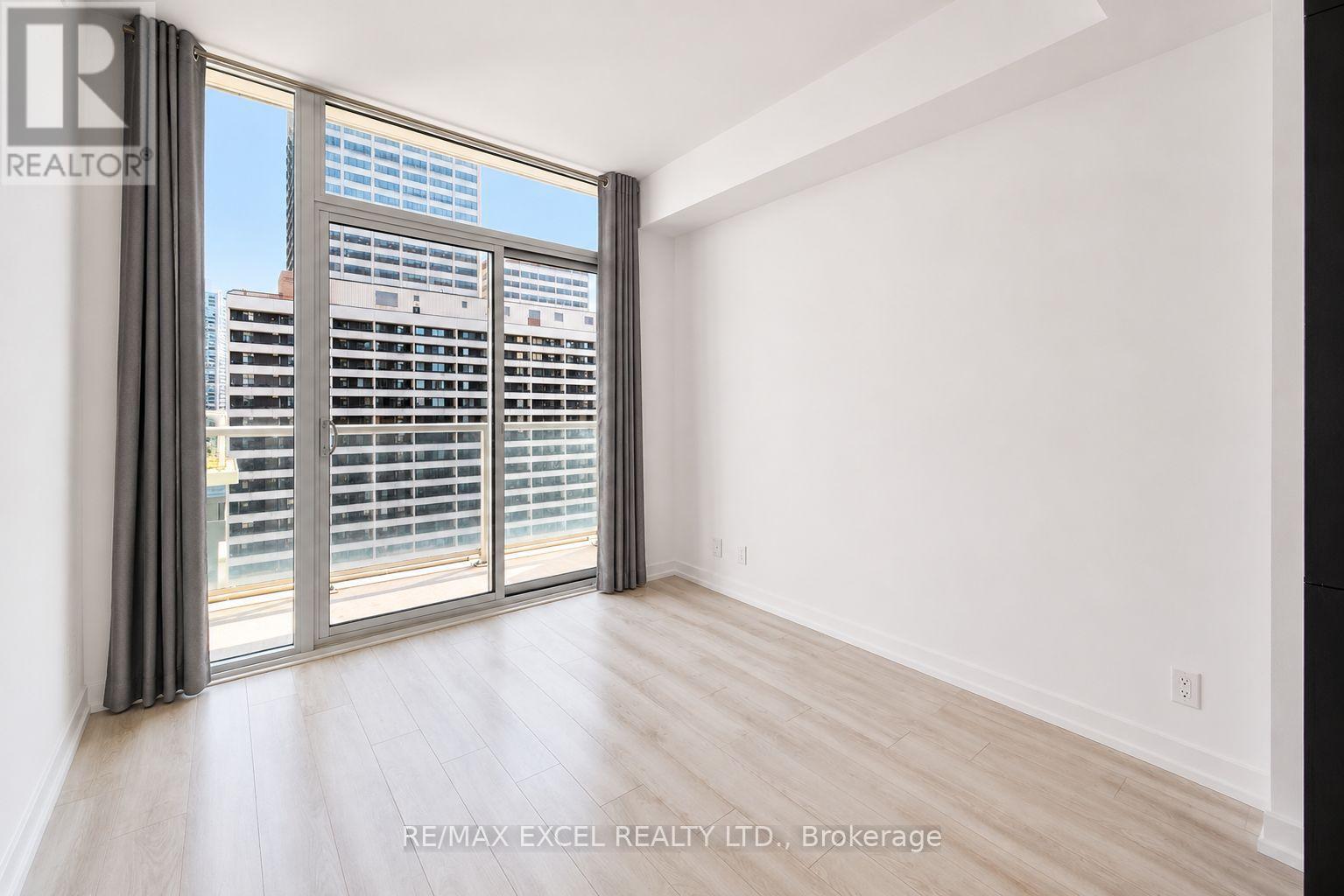 1012 - 33 Helendale Avenue, Toronto, Ontario  M4R 0A4 - Photo 11 - C13652746