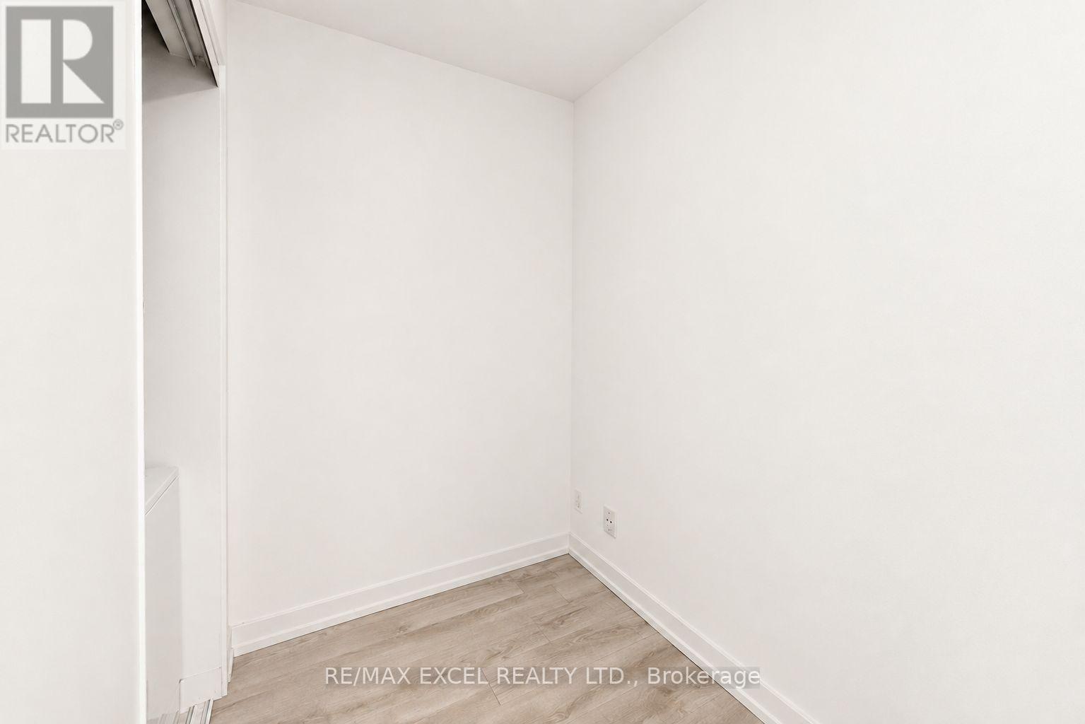 1012 - 33 Helendale Avenue, Toronto, Ontario  M4R 0A4 - Photo 21 - C13652746