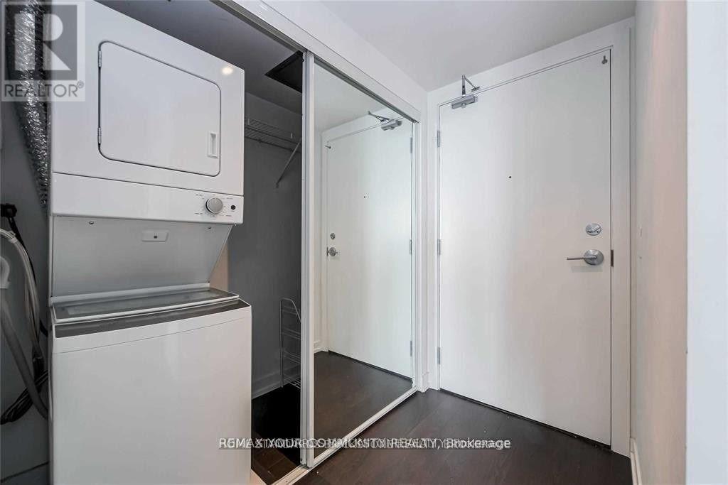 4302 - 85 Wood Street, Toronto, Ontario  M4Y 0E8 - Photo 3 - C13652784