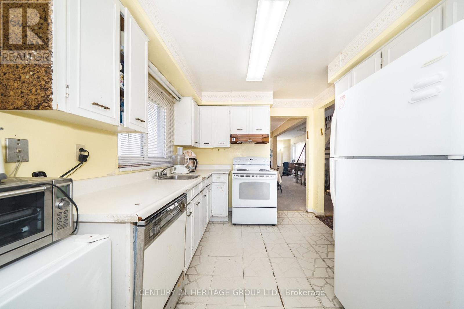19 Candy Court Way, Toronto, Ontario  M2R 2Y7 - Photo 10 - C13652786