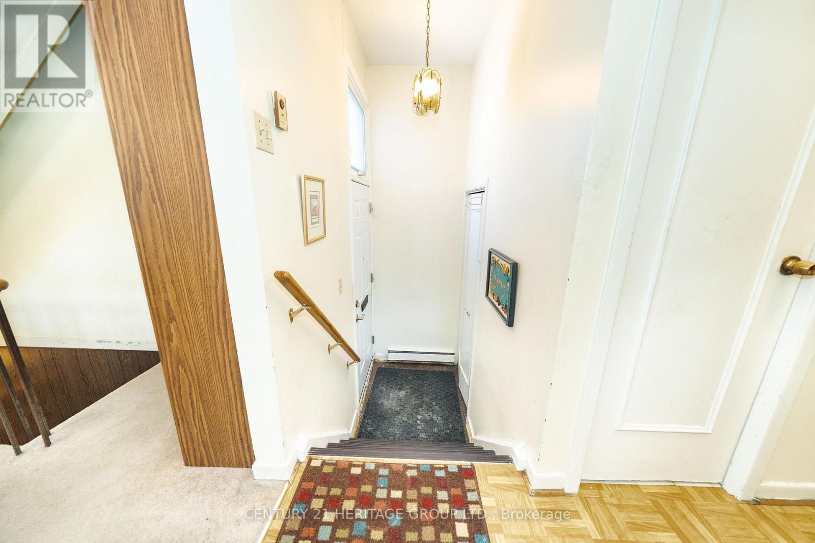 19 Candy Court Way, Toronto, Ontario  M2R 2Y7 - Photo 3 - C13652786