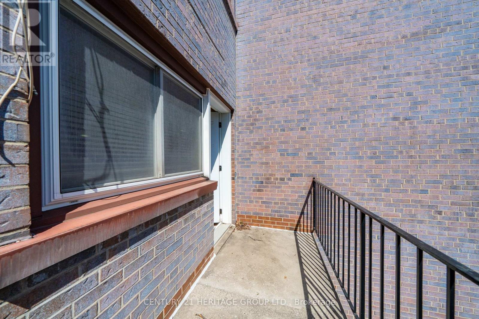 19 Candy Court Way, Toronto, Ontario  M2R 2Y7 - Photo 39 - C13652786