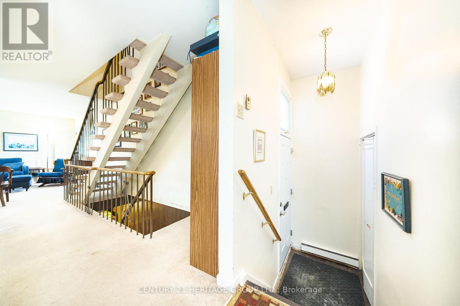 19 Candy Court Way, Toronto, Ontario  M2R 2Y7 - Photo 4 - C13652786
