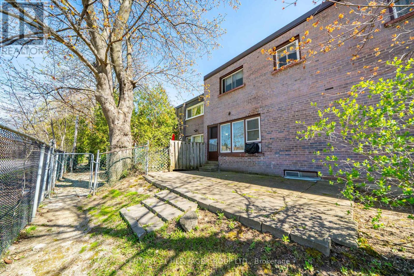 19 Candy Court Way, Toronto, Ontario  M2R 2Y7 - Photo 42 - C13652786
