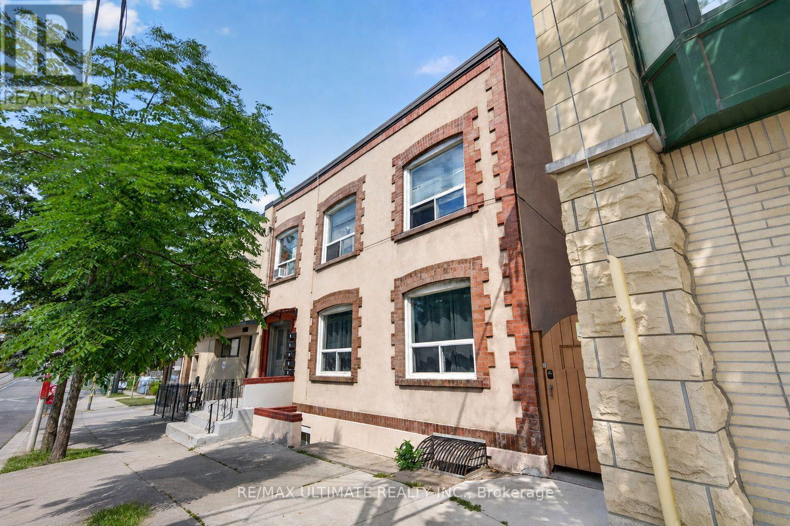 3 - 2360 QUEEN STREET E, Toronto, Ontario
