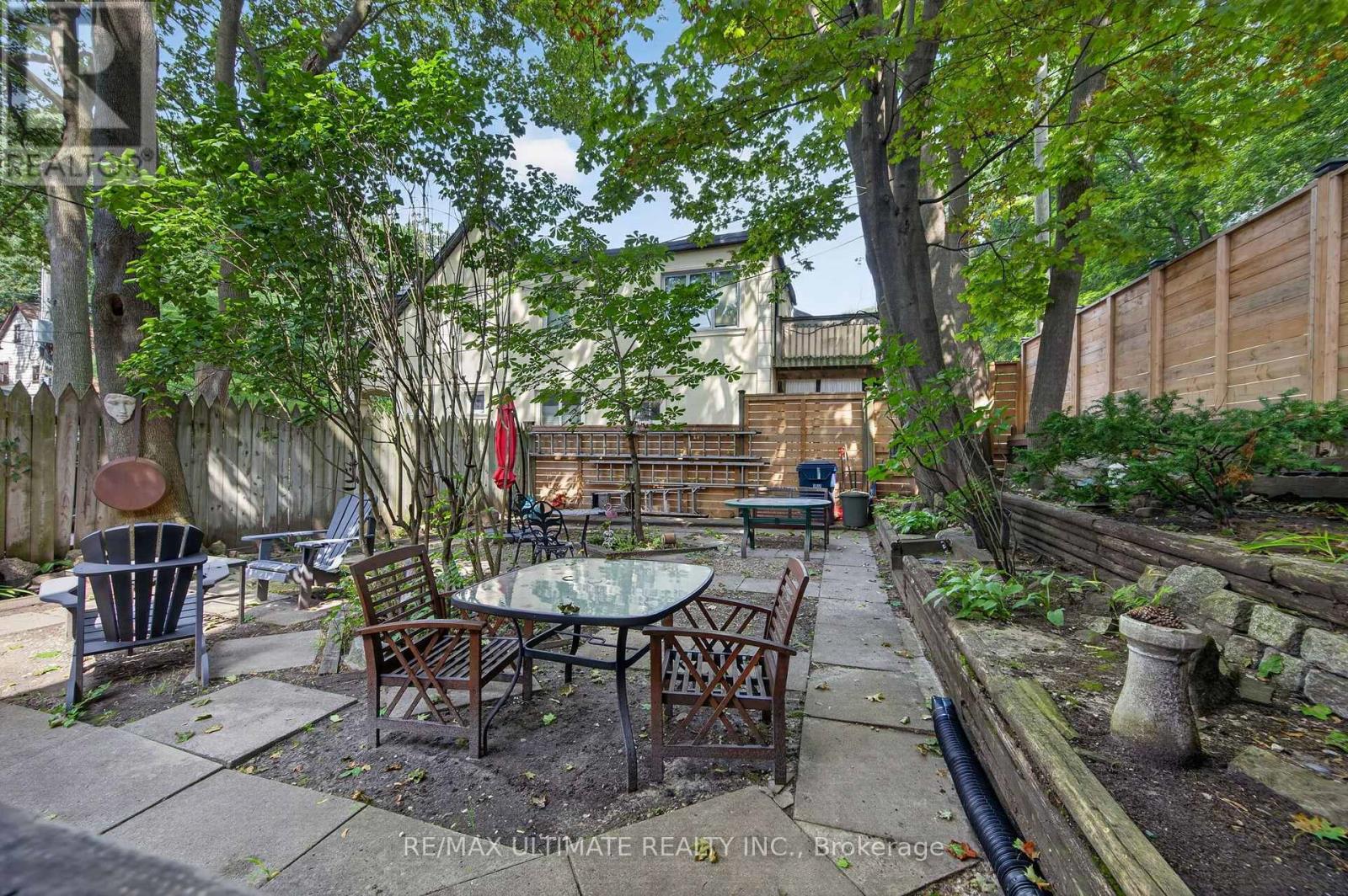 3 - 2360 Queen Street E, Toronto, Ontario M4E 1H3 - Photo 19 - E13652646