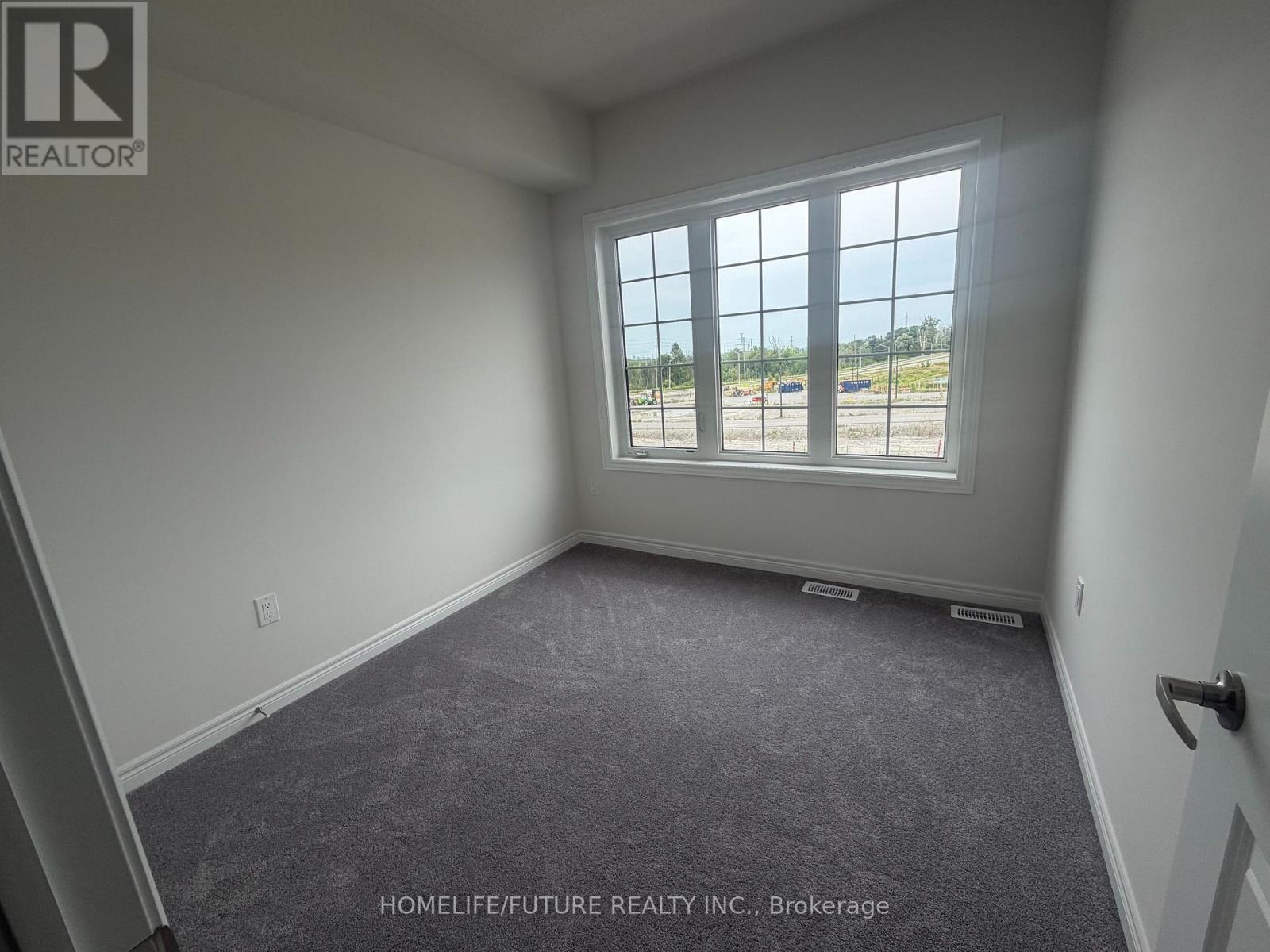1230 Elizabeth Mackenzie Drive, Pickering, Ontario  L1X 0S2 - Photo 6 - E13652718