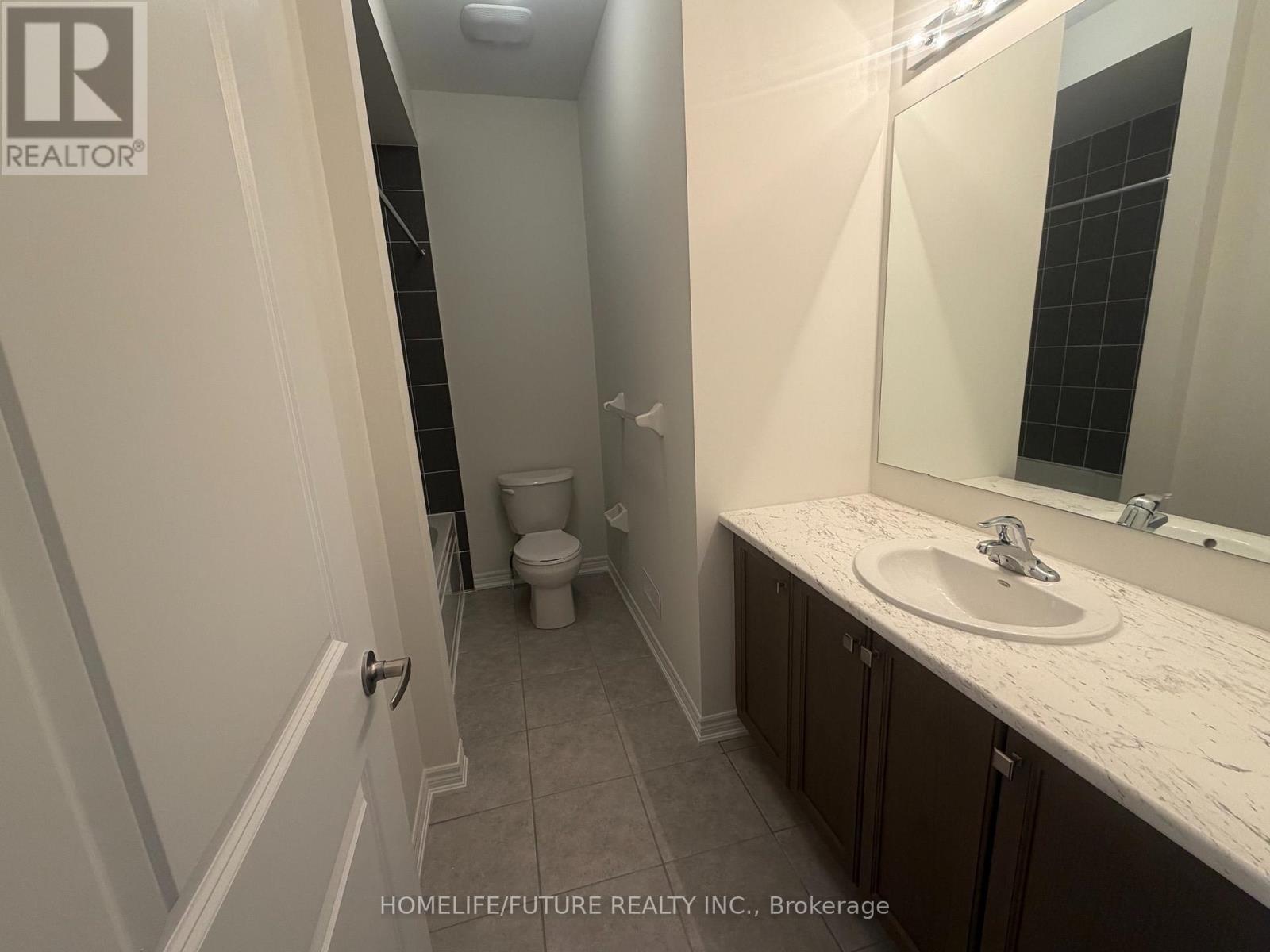 1230 Elizabeth Mackenzie Drive, Pickering, Ontario  L1X 0S2 - Photo 7 - E13652718