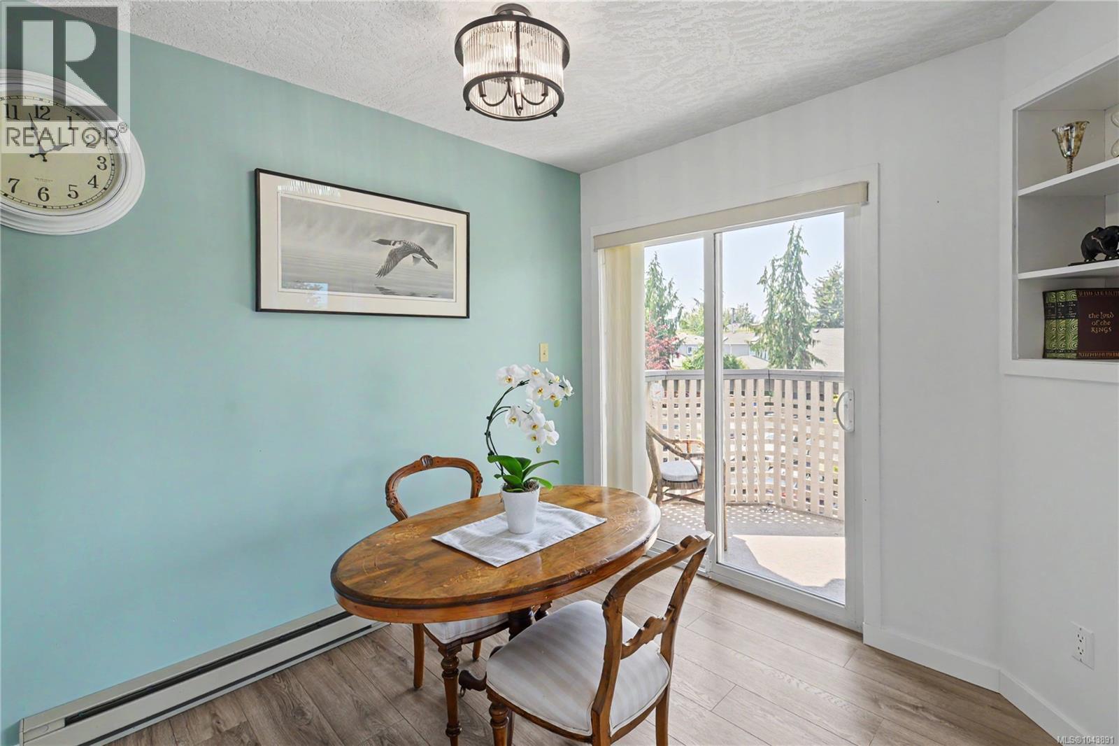 319 9882 Fifth St, Sidney, British Columbia  V8L 2X3 - Photo 8 - 1043891