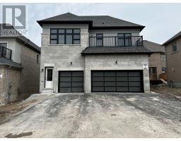 COACH - 33 ROWE STREET, Bradford West Gwillimbury, Ontario
