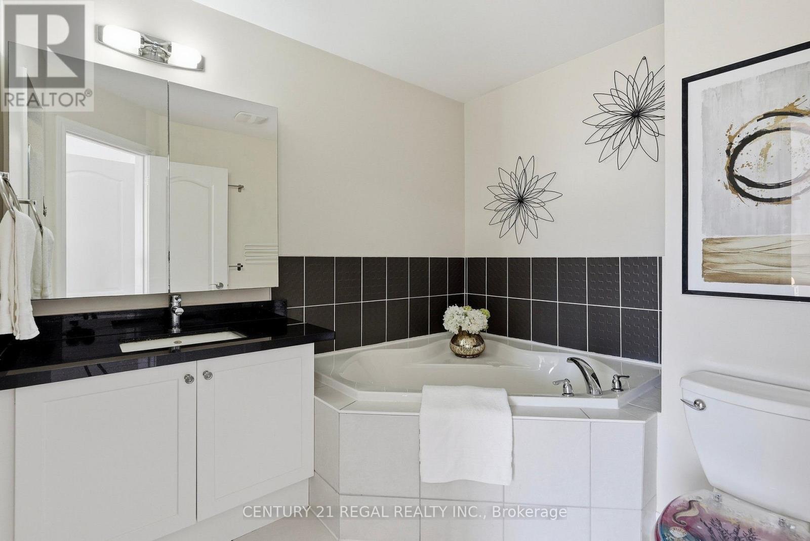 10461 Woodbine Avenue, Markham, Ontario  L6C 0K4 - Photo 23 - N13652794