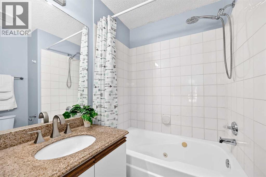 144 Riverstone Crescent SE, Calgary, Alberta  T2C 4A3 - Photo 29 - A2334280