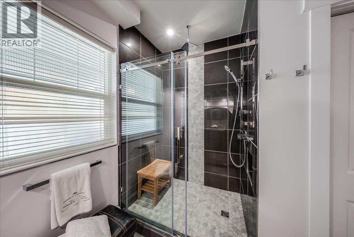 1195 Tamarac Avenue, Trail, British Columbia  V1R 4H8 - Photo 17 - 10397175