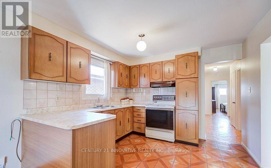 9 Capstan Court, Toronto, Ontario  M3L 2M9 - Photo 16 - W13652648