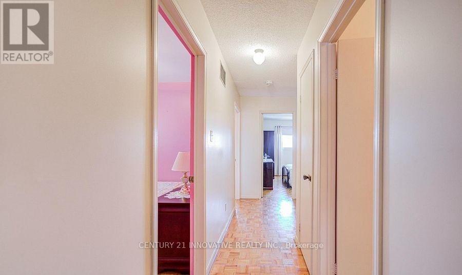 9 Capstan Court, Toronto, Ontario  M3L 2M9 - Photo 19 - W13652648