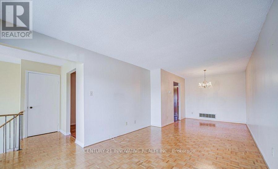 9 Capstan Court, Toronto, Ontario  M3L 2M9 - Photo 4 - W13652648