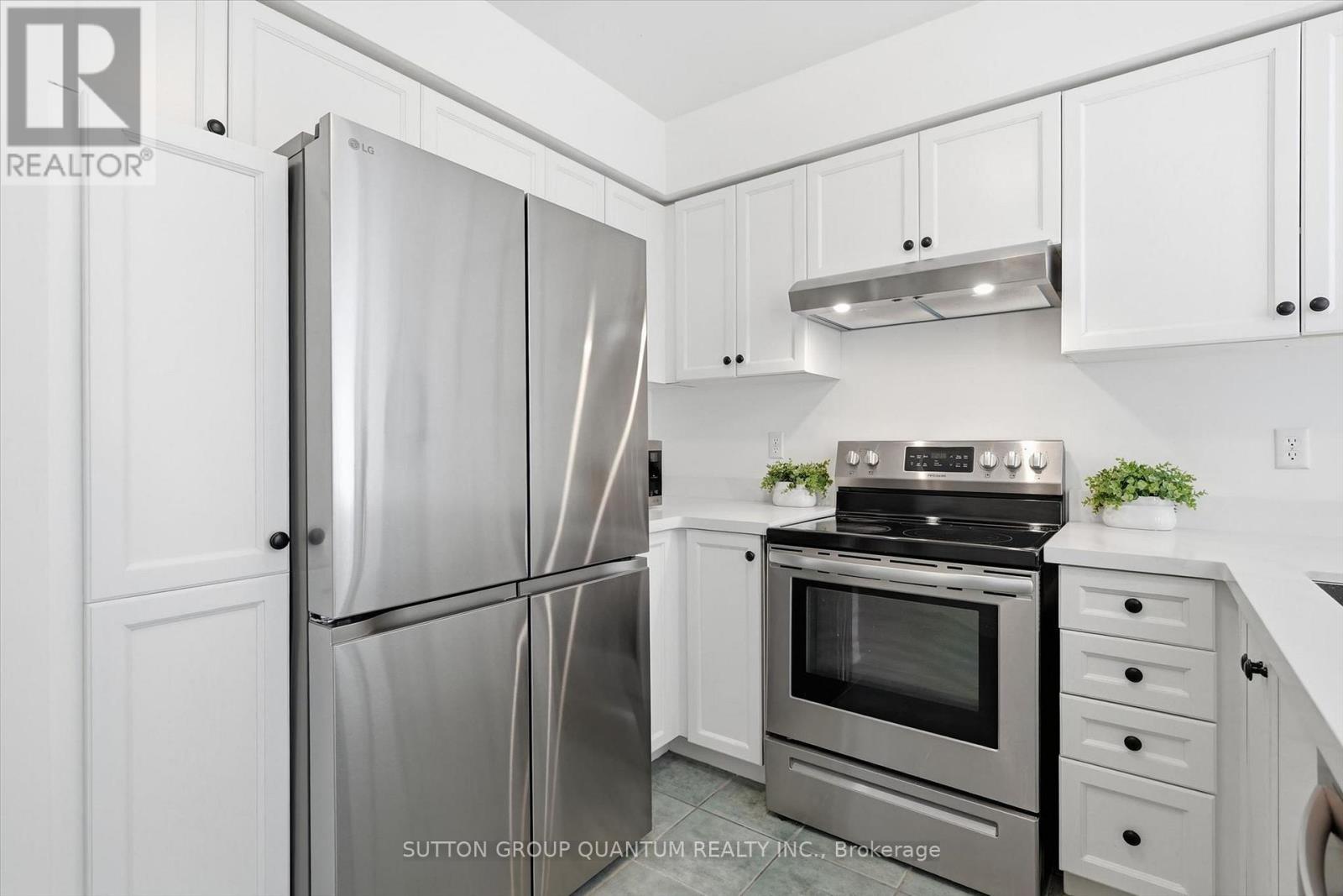 2092 Glenfield Road, Oakville, Ontario  L6M 3S4 - Photo 14 - W13652650