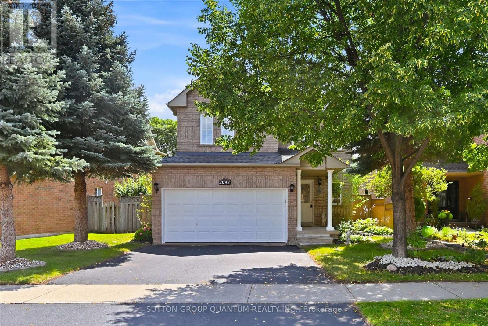 2092 Glenfield Road, Oakville, Ontario  L6M 3S4 - Photo 3 - W13652650