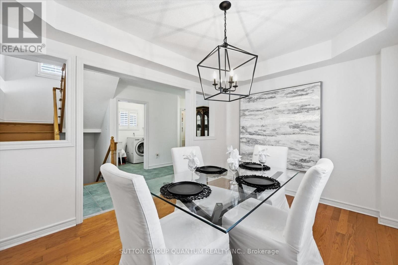 2092 Glenfield Road, Oakville, Ontario  L6M 3S4 - Photo 4 - W13652650