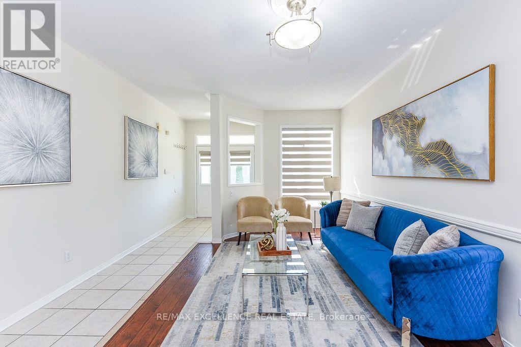 44 Overture Lane, Brampton, Ontario L6S 6H8 - Photo 8 - W13652666