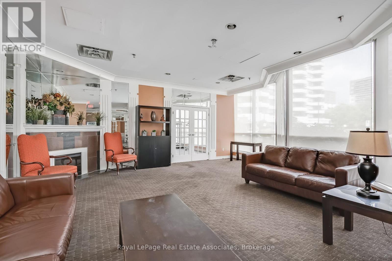1611 - 75 King Street E, Mississauga, Ontario  L5A 4G5 - Photo 48 - W13652670