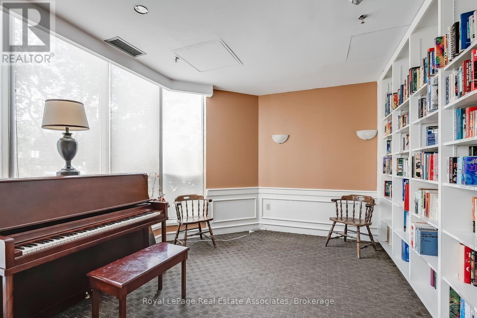 1611 - 75 King Street E, Mississauga, Ontario  L5A 4G5 - Photo 49 - W13652670