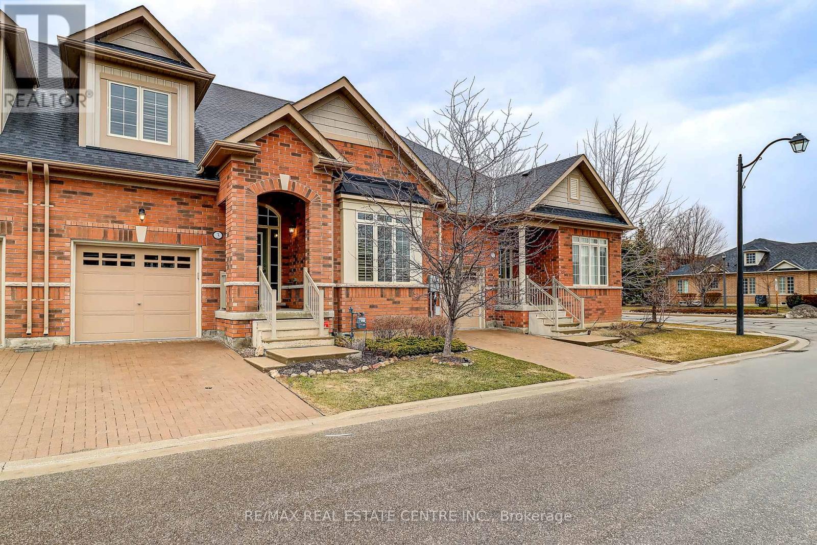 3 Alamode Road, Brampton, Ontario  L6R 3Z8 - Photo 3 - W13652672