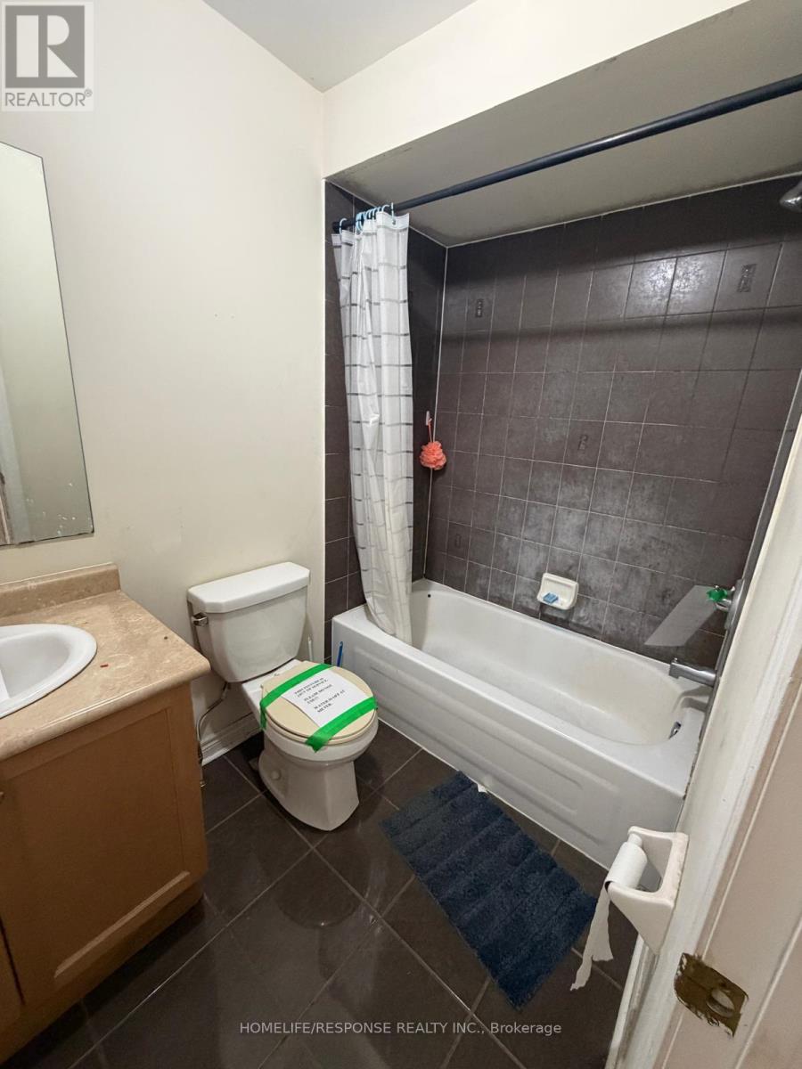 4694 Centretown Way, Mississauga, Ontario  L5R 0C9 - Photo 4 - W13652732