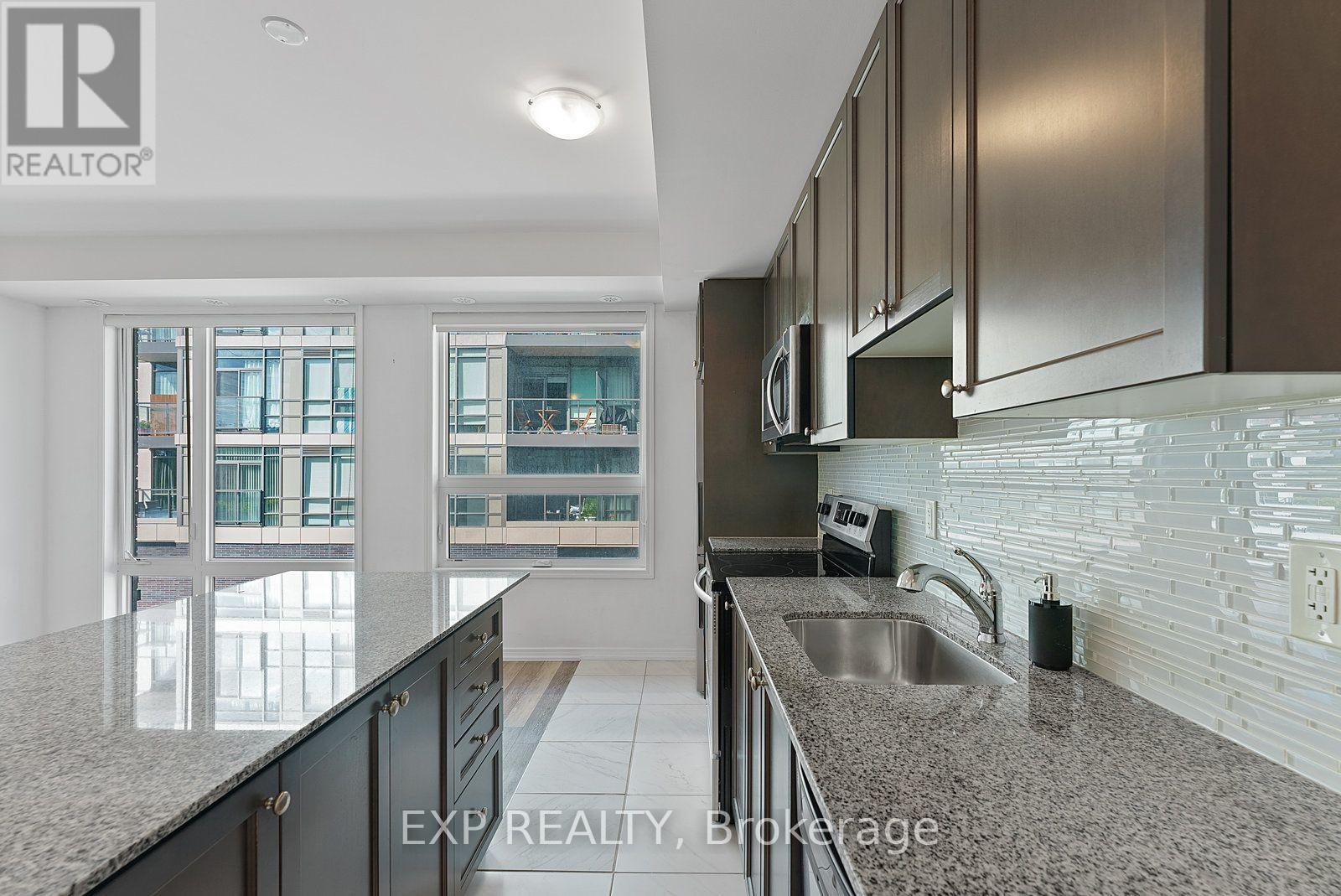 64 - 28 Fieldway Road, Toronto, Ontario  M8Z 0E3 - Photo 3 - W13652748