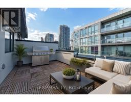 64 - 28 FIELDWAY ROAD, Toronto, Ontario