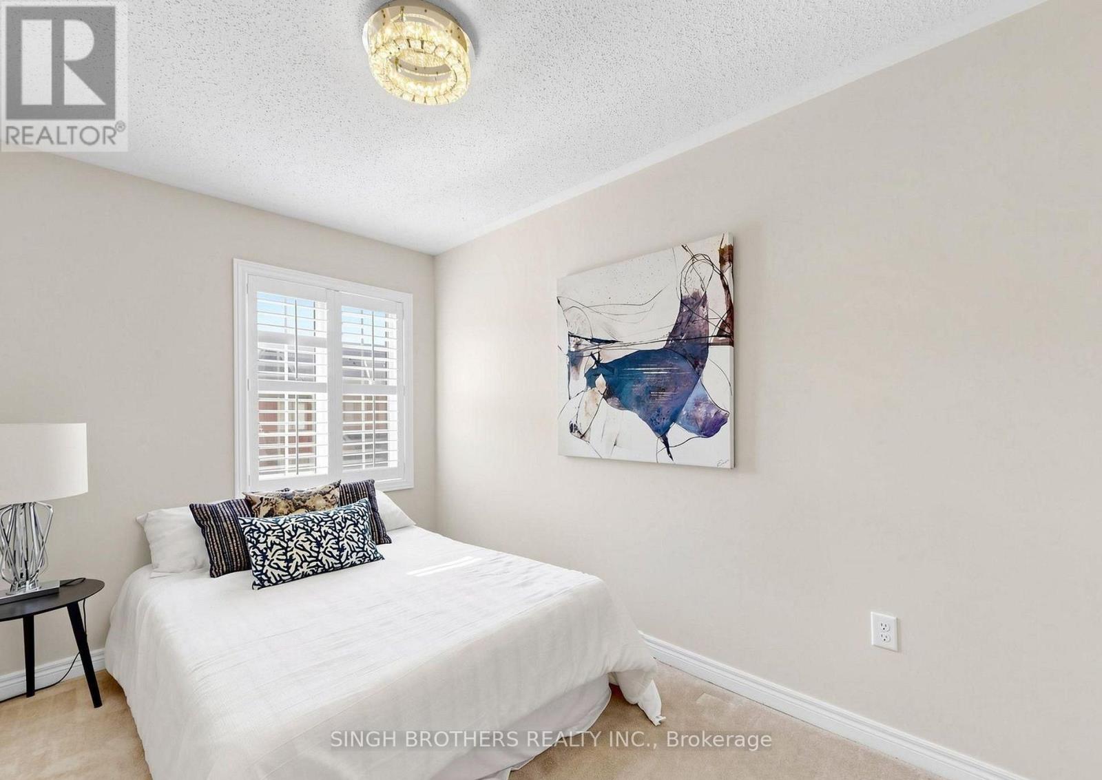 1321 Granrock Crescent, Mississauga, Ontario  L5V 0E1 - Photo 14 - W13652762