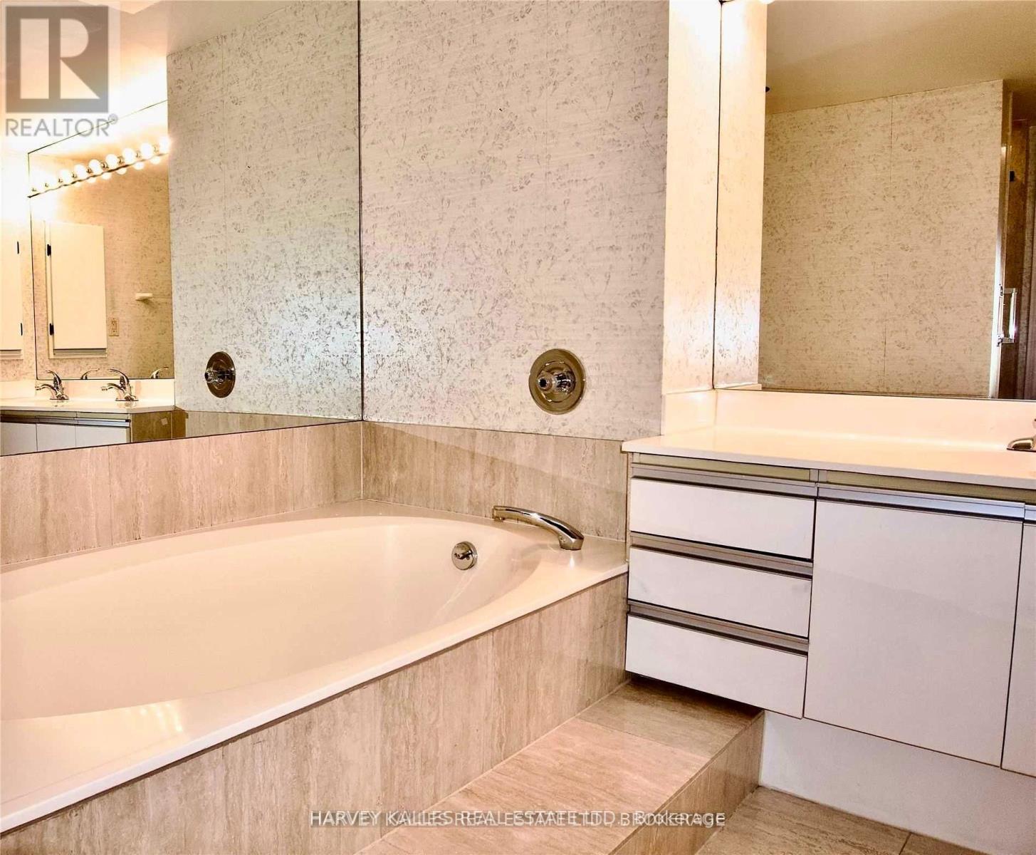 1811 - 65 Spring Garden Avenue, Toronto, Ontario  M2N 6H9 - Photo 13 - C13651550